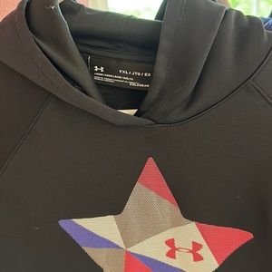 Under armur sweaters